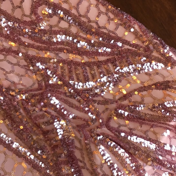 Beautiful sequence Salmon pink strapless gown - Picture 7 of 7